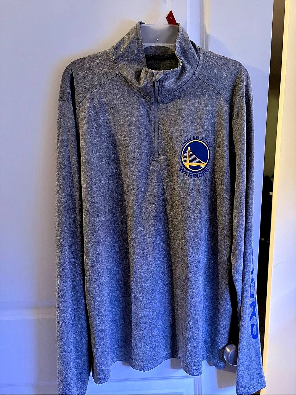 NBA Warriors Quarter-Zip Gray Medium Like New